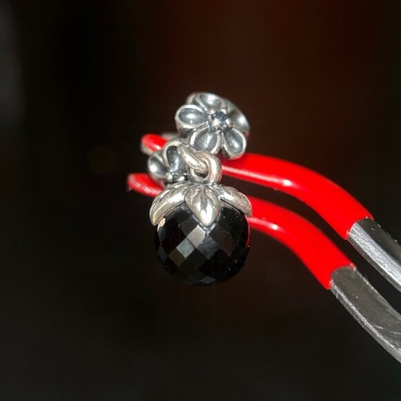 Pandora Flower Onyx Dangle Charm - Rare - Picture 5 of 5